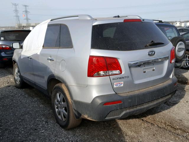 5XYKT4A18BG051788 - 2011 KIA SORENTO BA GRAY photo 3