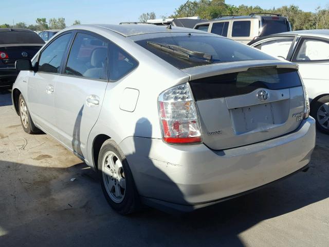 JTDKB20U677089916 - 2007 TOYOTA PRIUS SILVER photo 3