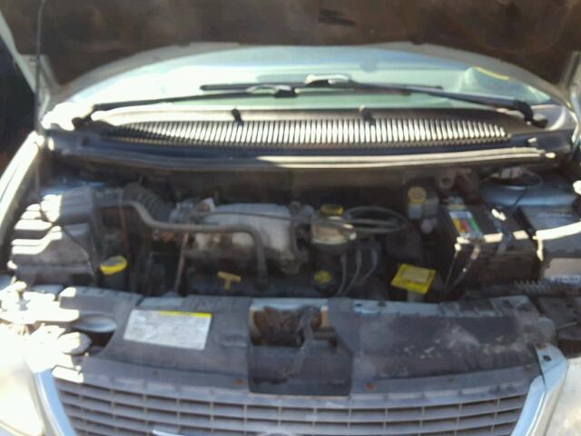 2C8GP64L01R208113 - 2001 CHRYSLER TOWN & COU BLUE photo 7