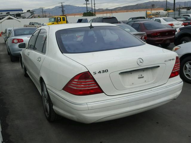 WDBNG70J06A476513 - 2006 MERCEDES-BENZ S 430 WHITE photo 3