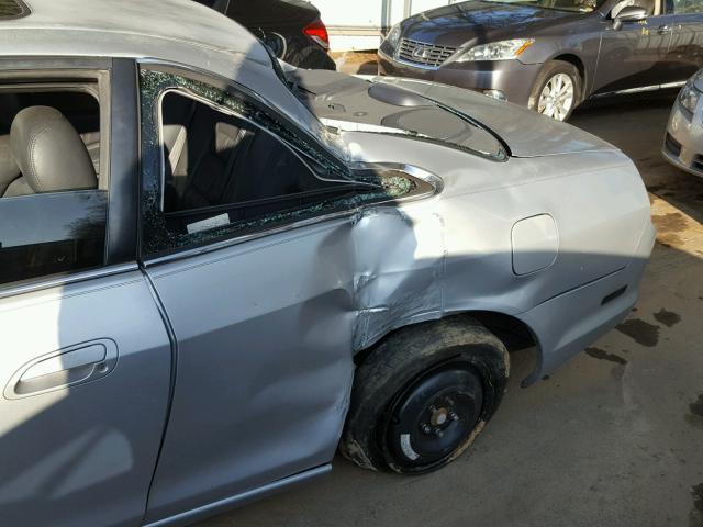 1HGCG2252YA020867 - 2000 HONDA ACCORD EX SILVER photo 9