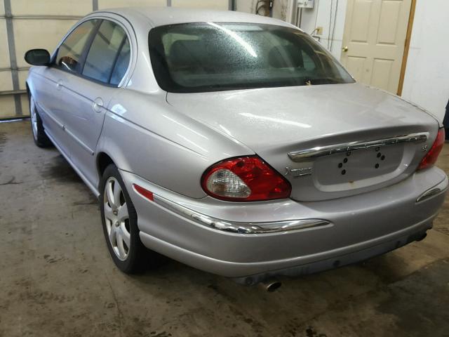 SAJEA51C74WD89560 - 2004 JAGUAR X-TYPE 3.0 SILVER photo 3