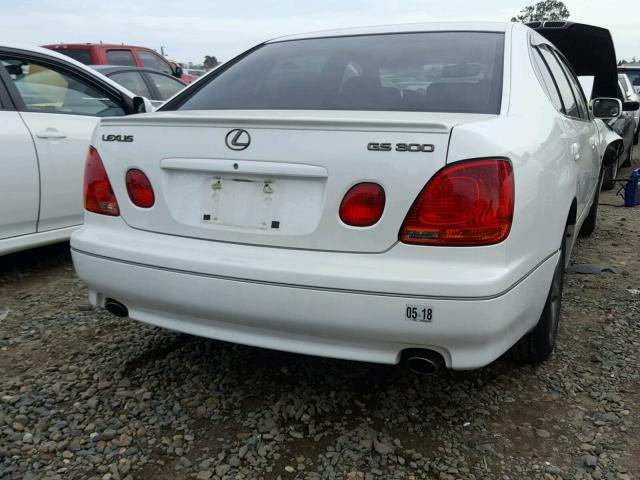 JT8BD69S930184801 - 2003 LEXUS GS 300 WHITE photo 4