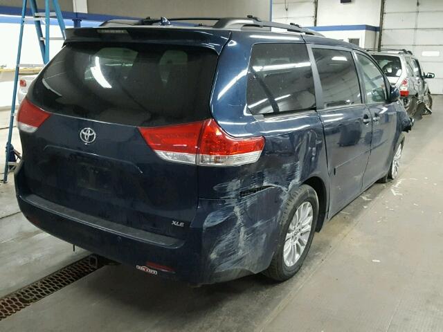 5TDYK3DC3CS205039 - 2012 TOYOTA SIENNA XLE BLUE photo 4