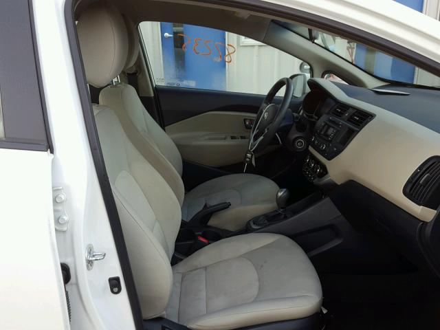 KNADM4A32D6266450 - 2013 KIA RIO LX Սպիտակ լուսանկար 5