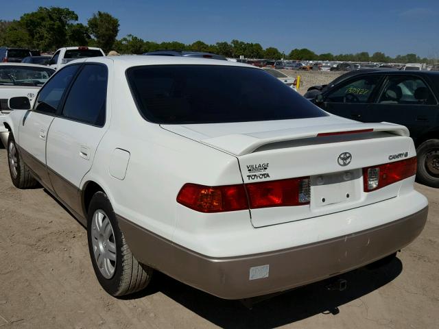 4T1BG22K71U788912 - 2001 TOYOTA CAMRY CE WHITE photo 3