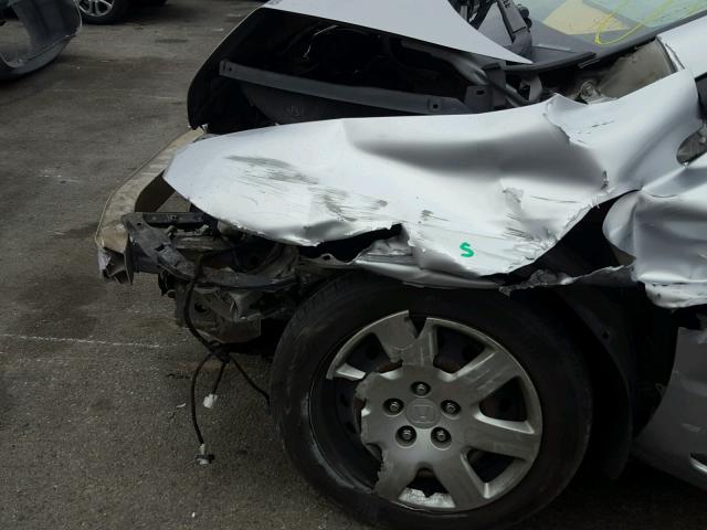 2HGFG12616H540427 - 2006 HONDA CIVIC LX SILVER photo 9