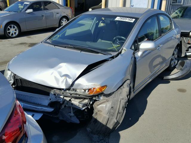 1HGFA16566L095656 - 2006 HONDA CIVIC LX SILVER photo 2