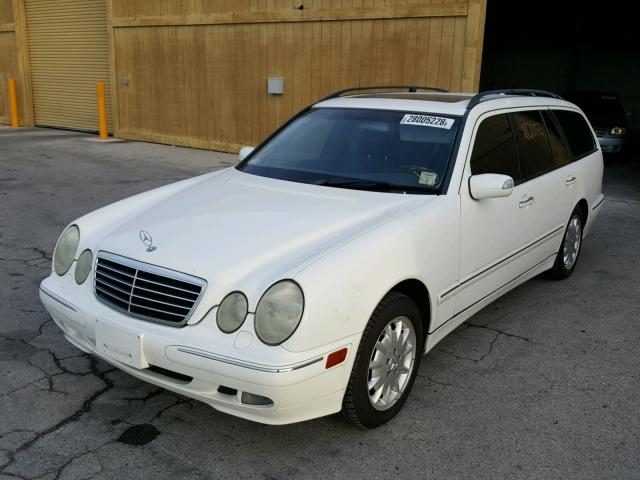 WDBJH82J72X071626 - 2002 MERCEDES-BENZ E 320 4MAT WHITE photo 2