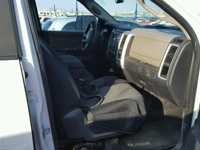 3D73Y3CL0AG134104 - 2010 DODGE RAM 3500 WHITE photo 5