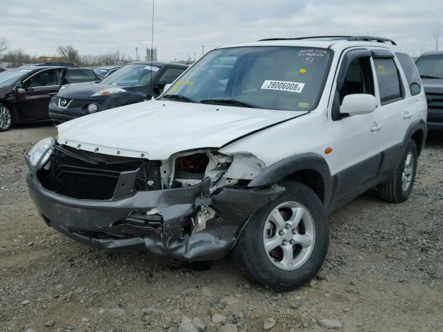 4F2CZ96145KM10500 - 2005 MAZDA TRIBUTE S WHITE photo 2