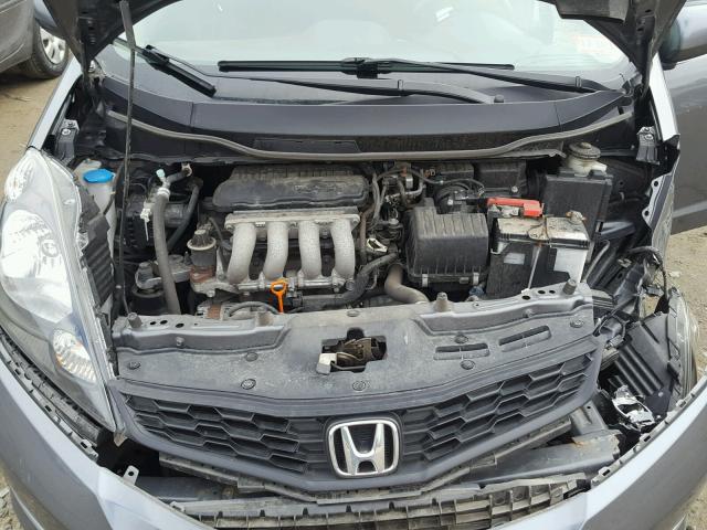 JHMGE8H57DC060911 - 2013 HONDA FIT SPORT GRAY photo 7