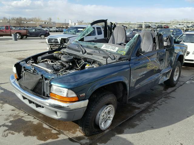 1B7GG22Y1XS229679 - 1999 DODGE DAKOTA GREEN photo 2