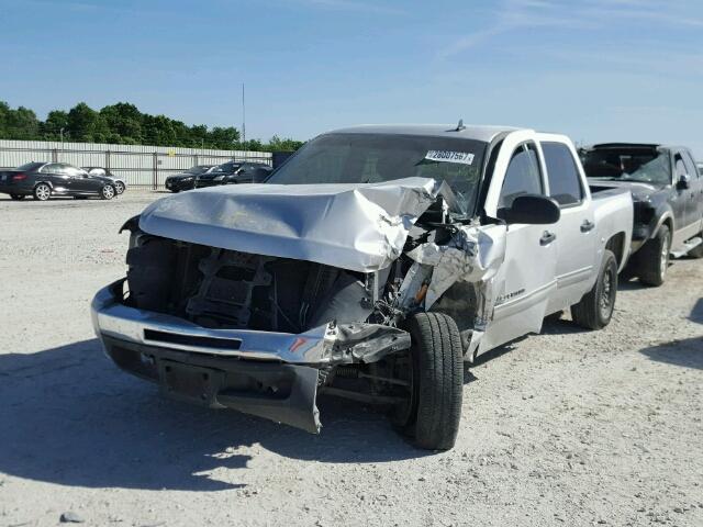 3GCPCSE0XBG392283 - 2011 CHEVROLET SILVERADO SILVER photo 2