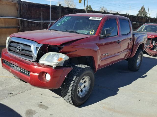 5TELU42N45Z010426 - 2005 TOYOTA TACOMA DOU RED photo 2