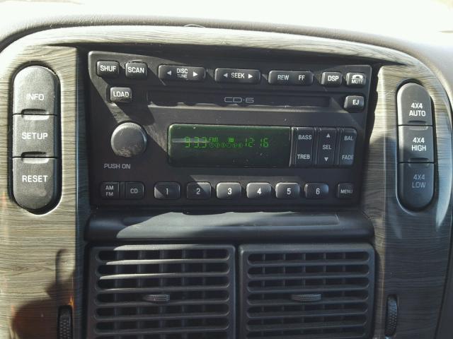 1FMDU75K52ZC82414 - 2002 FORD EXPLORER L SILVER photo 9