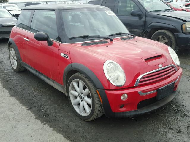 WMWRE335X6TJ38442 - 2006 MINI COOPER S RED photo 1