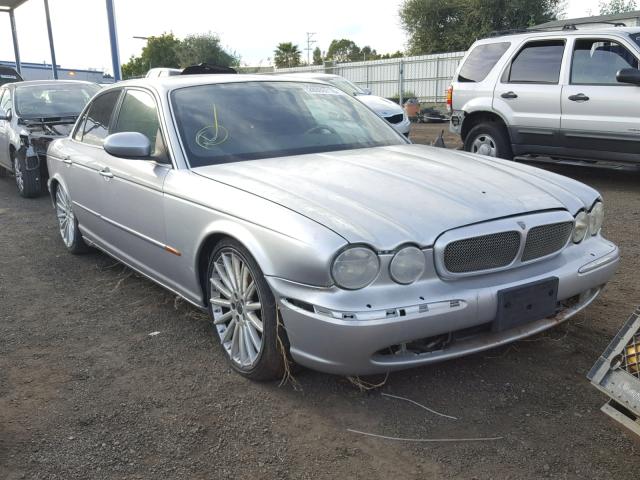 SAJWA73B84TG13912 - 2004 JAGUAR XJR S SILVER photo 1