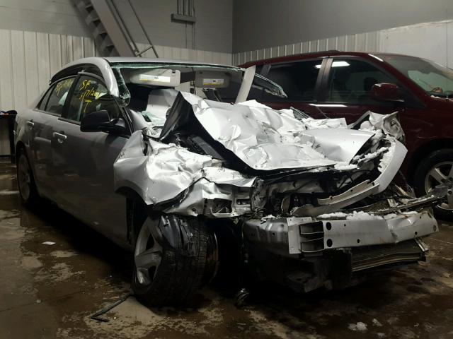 1G1ZB5E09CF115228 - 2012 CHEVROLET MALIBU LS Gümüş foto 1