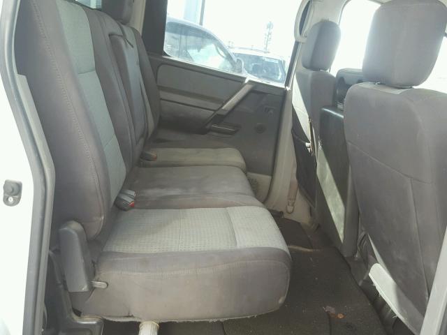 1N6AA07B14N561872 - 2004 NISSAN TITAN XE WHITE photo 6