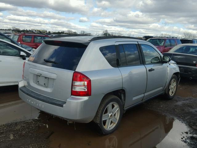 1J8FF47W47D197888 - 2007 JEEP COMPASS SILVER photo 4