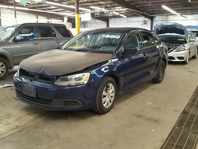 3VW2K7AJ2DM267563 - 2013 VOLKSWAGEN JETTA BASE BLUE photo 2