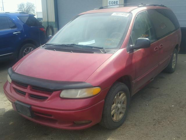 1B4GP54L4VB321947 - 1997 DODGE GRAND CARA RED photo 2