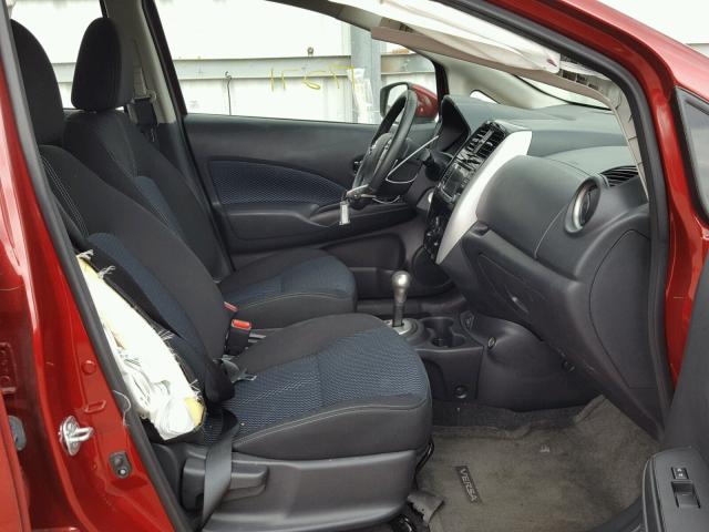 3N1CE2CP2HL364652 - 2017 NISSAN VERSA NOTE RED photo 5