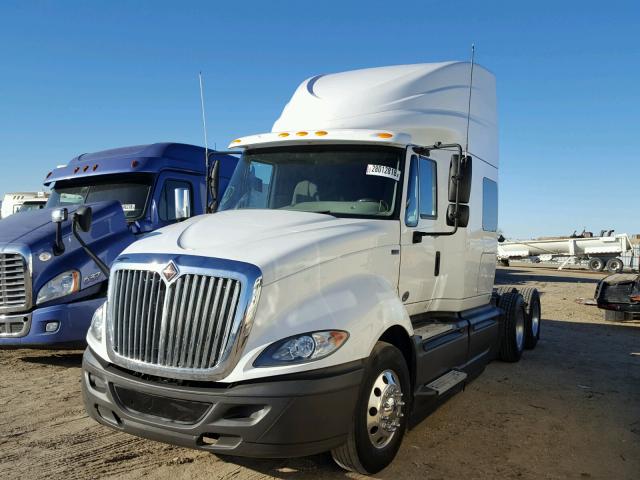 3HSDJSJR9CN606617 - 2012 INTERNATIONAL PROSTAR أبيض صورة 2