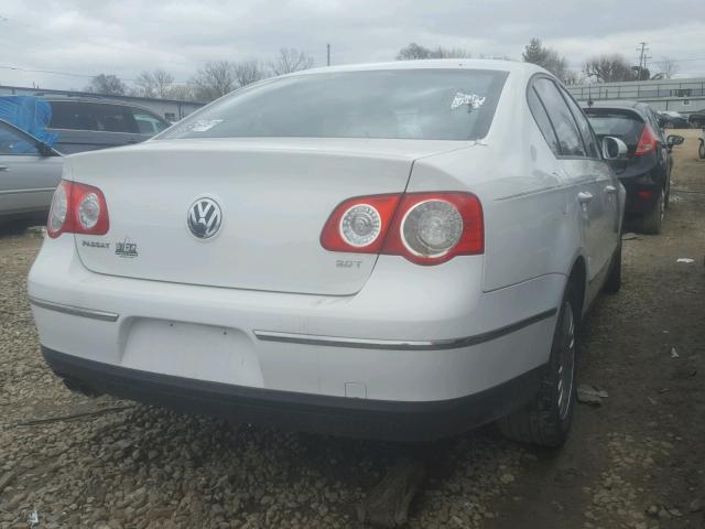 WVWJK73C67P009977 - 2007 VOLKSWAGEN PASSAT WHITE photo 4