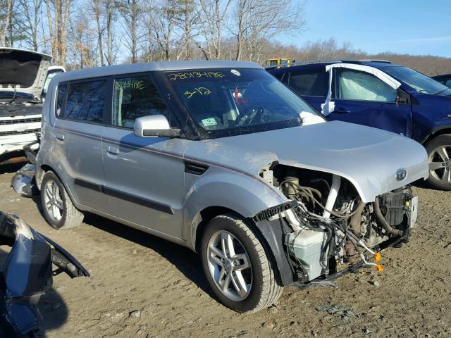 KNDJT2A22A7704278 - 2010 KIA SOUL + SILVER photo 1