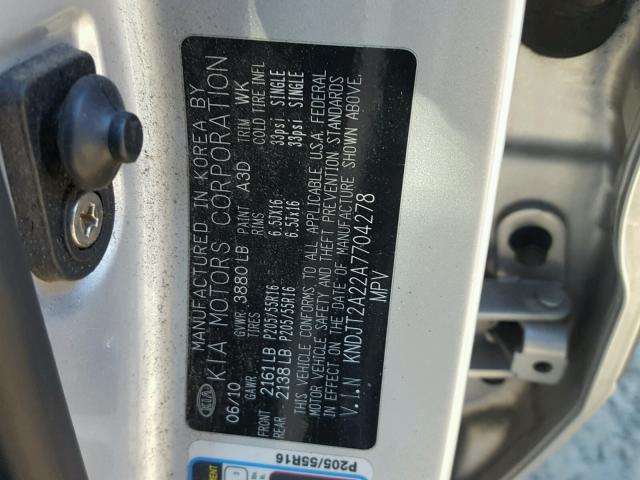 KNDJT2A22A7704278 - 2010 KIA SOUL + SILVER photo 10