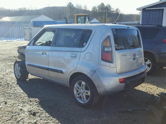 KNDJT2A22A7704278 - 2010 KIA SOUL + SILVER photo 3