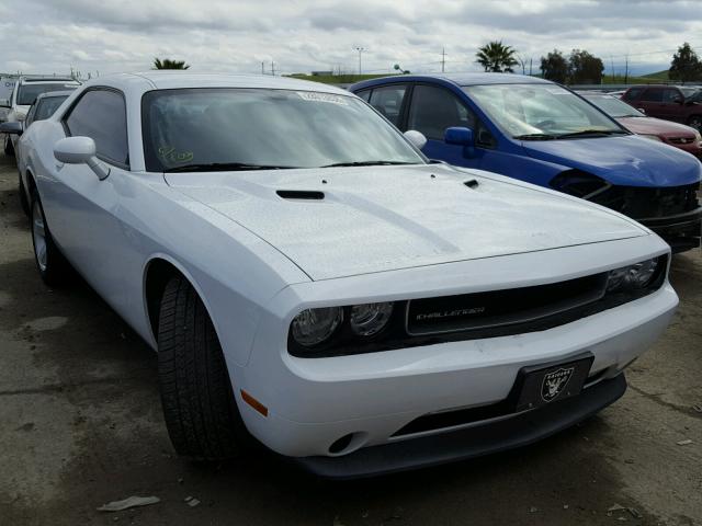 2C3CDYAG4EH314009 - 2014 DODGE CHALLENGER WHITE photo 1