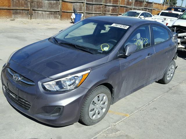 KMHCT4AE1GU956284 - 2016 HYUNDAI ACCENT SE GRAY photo 2