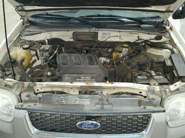 1FMYU04121KA47106 - 2001 FORD ESCAPE XLT WHITE photo 7