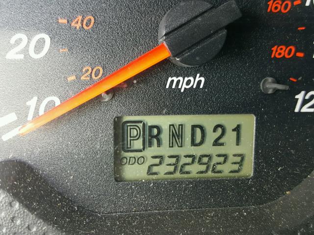 4F2YU07101KM45706 - 2001 MAZDA TRIBUTE DX 银色 照片 8