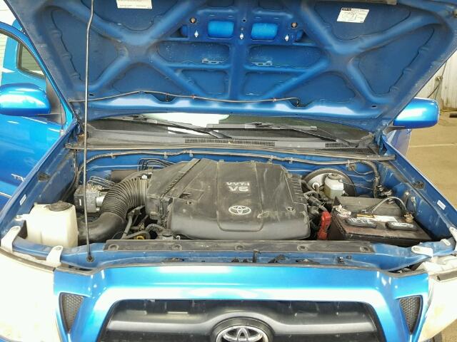 5TEKU72N18Z517155 - 2008 TOYOTA TACOMA PRE BLUE photo 7