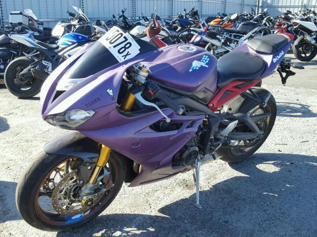 SMTA02YK1GJ738966 - 2016 TRIUMPH MOTORCYCLE DAYTONA 67 PURPLE photo 2