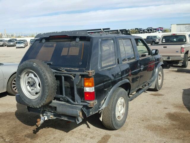 JN8HD17Y0SW094202 - 1995 NISSAN PATHFINDER BLACK photo 4