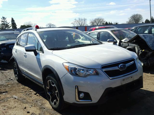 JF2GPABC4G8238115 - 2016 SUBARU CROSSTREK WHITE photo 1