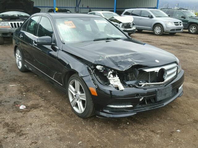 WDDGF5EB9BA506305 - 2011 MERCEDES-BENZ C 300 BLACK photo 1