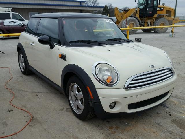 WMWMF33539TT68691 - 2009 MINI COOPER WHITE photo 1