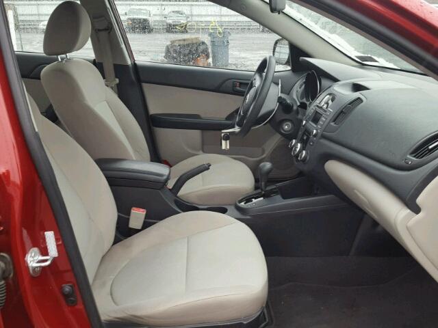 KNAFU4A28A5844391 - 2010 KIA FORTE EX RED photo 5