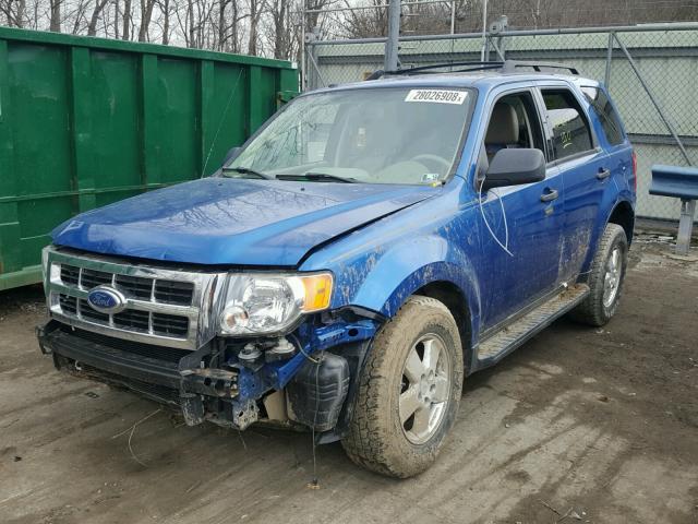 1FMCU9D75BKC02963 - 2011 FORD ESCAPE XLT BLUE photo 2