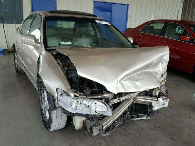 1HGCG1653YA028125 - 2000 HONDA ACCORD EX GOLD photo 1