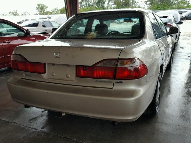 1HGCG1653YA028125 - 2000 HONDA ACCORD EX GOLD photo 4