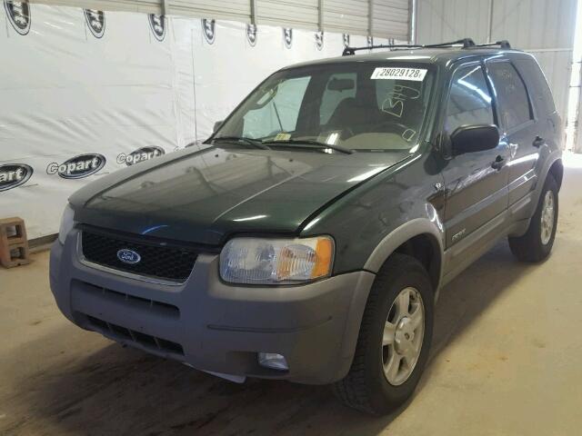 1FMCU04141KA88783 - 2001 FORD ESCAPE XLT GREEN photo 2