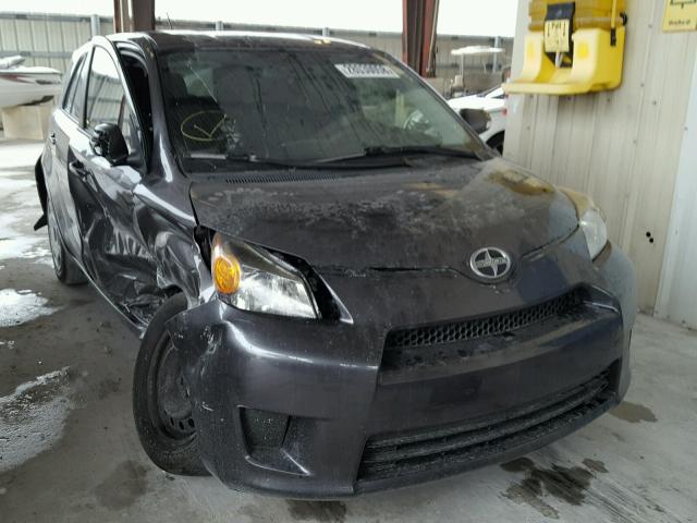 JTKKUPB45E1040087 - 2014 TOYOTA SCION XD GRAY photo 1