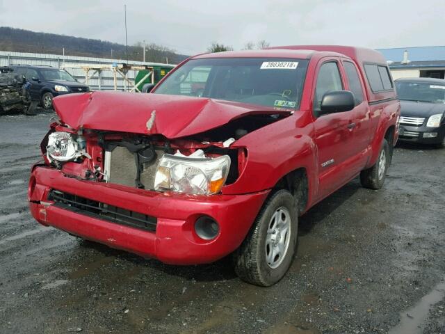 5TFTX4CN2BX003175 - 2011 TOYOTA TACOMA ACC RED photo 2